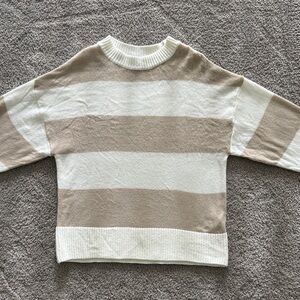 H&M Cream and White Knit Sweater